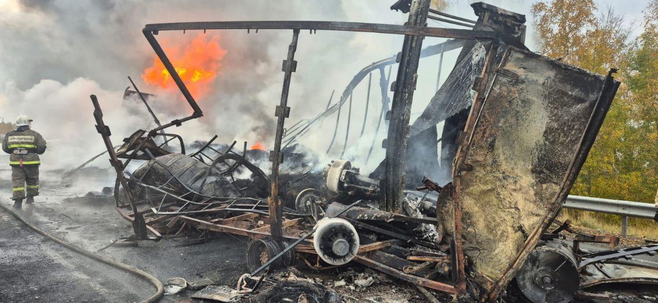 Фото «Газель всмятку, водитель погиб на месте»: вскрылись подробности смертельного ДТП на трассе Р-254 под Новосибирском 3